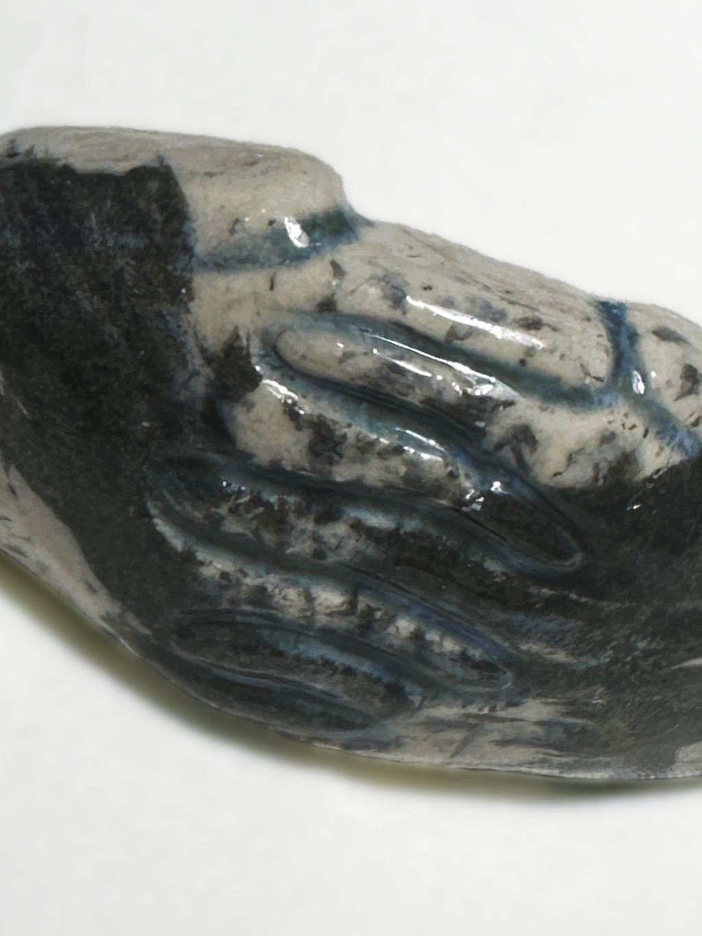 HoldOn Brooch