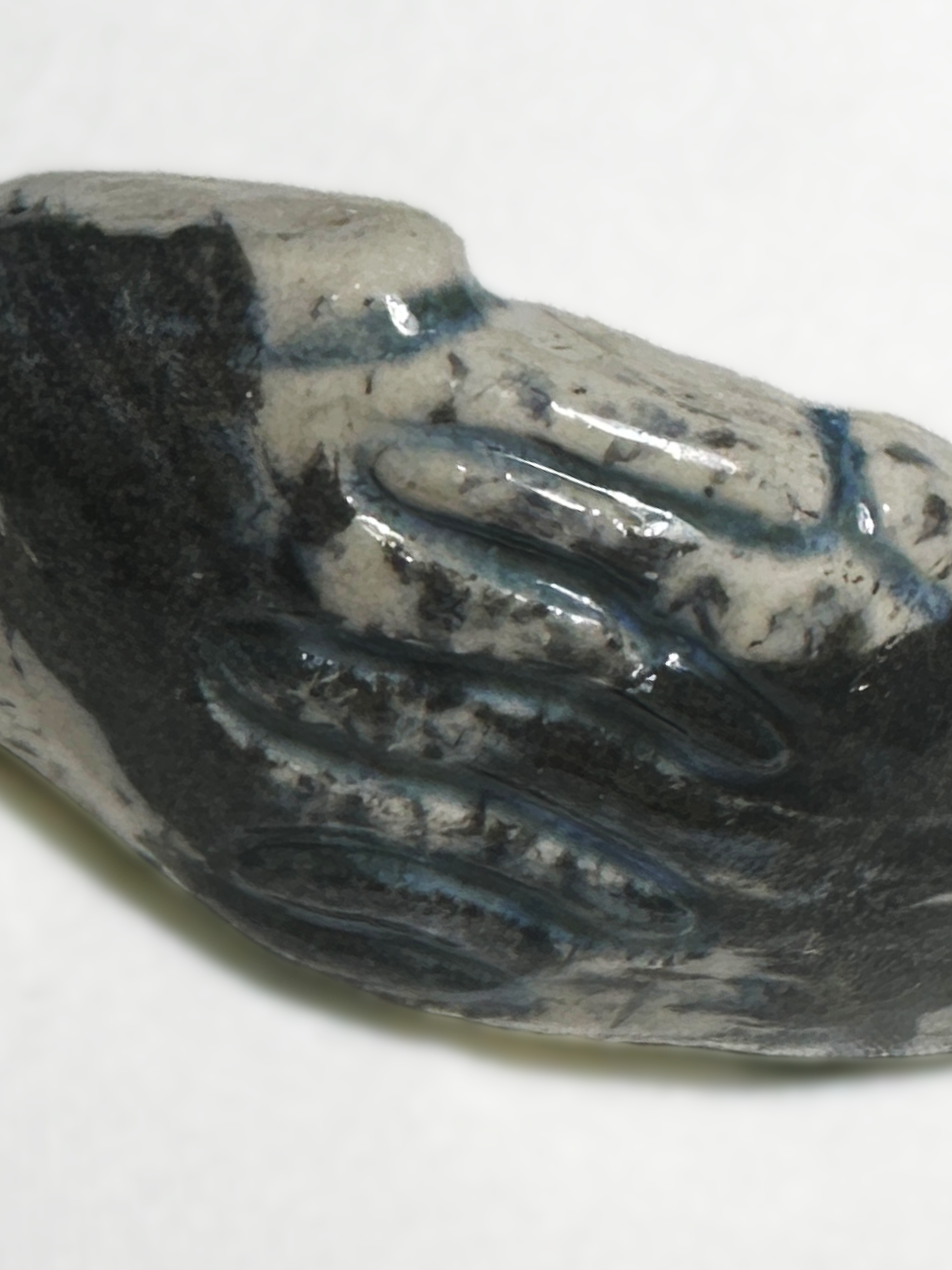 HoldOn Brooch