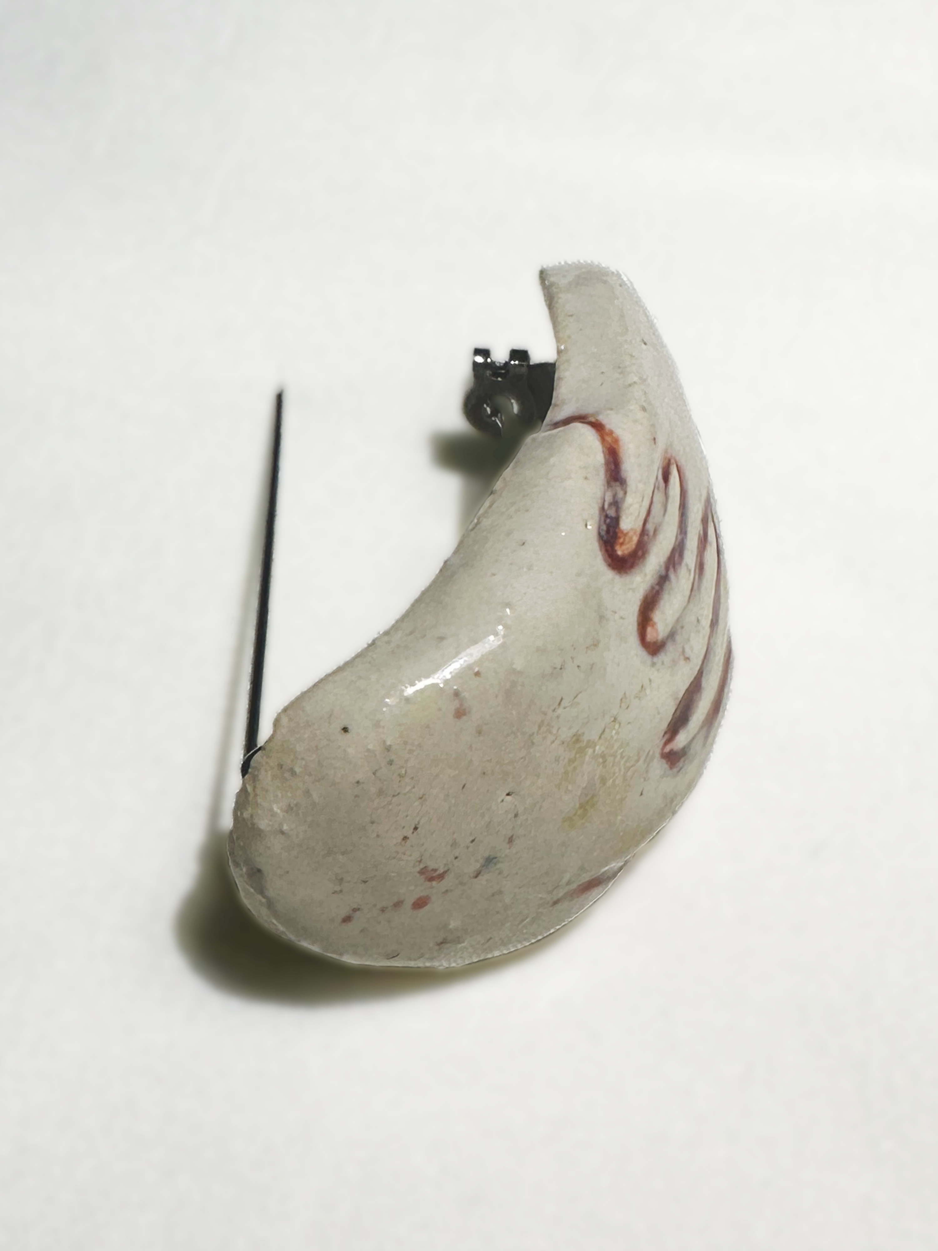 HoldOn Brooch