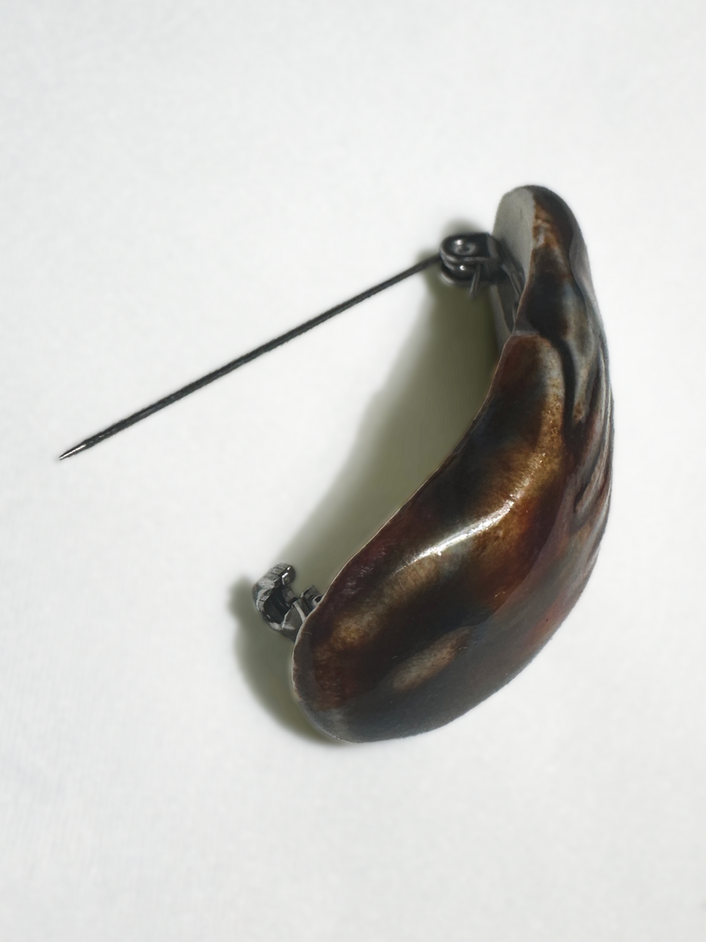 HoldOn Brooch