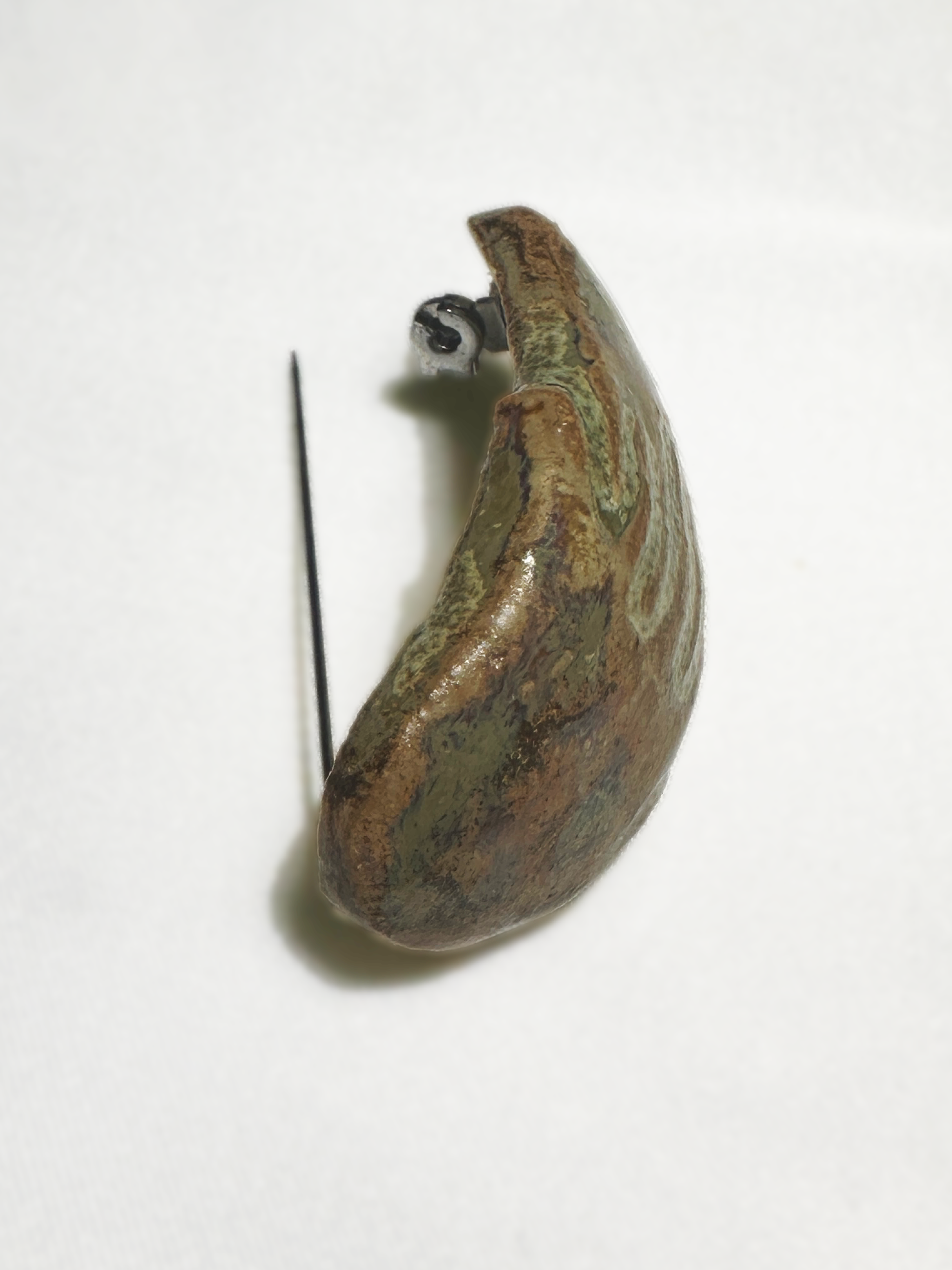 HoldOn Brooch