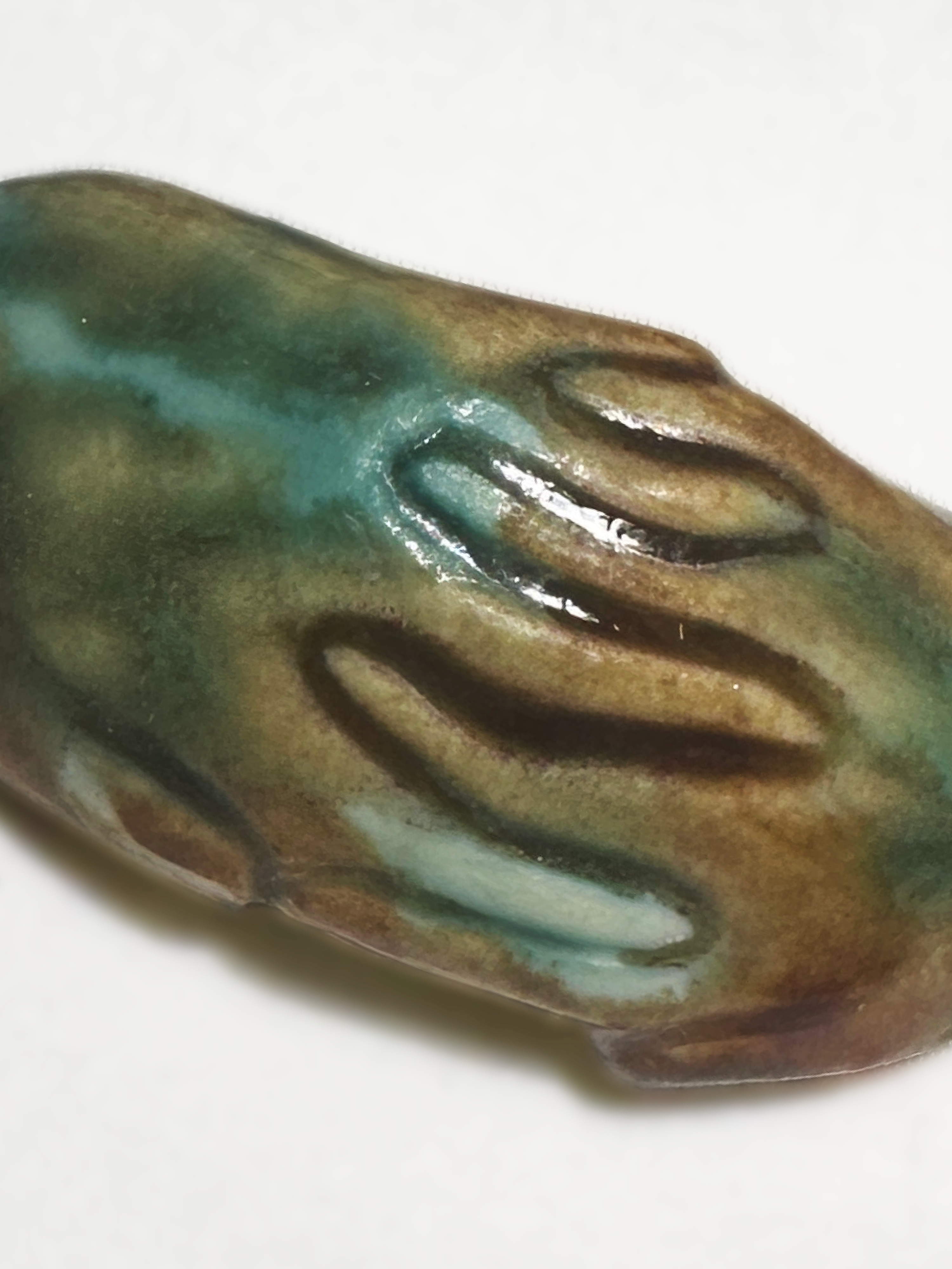 HoldOn Brooch